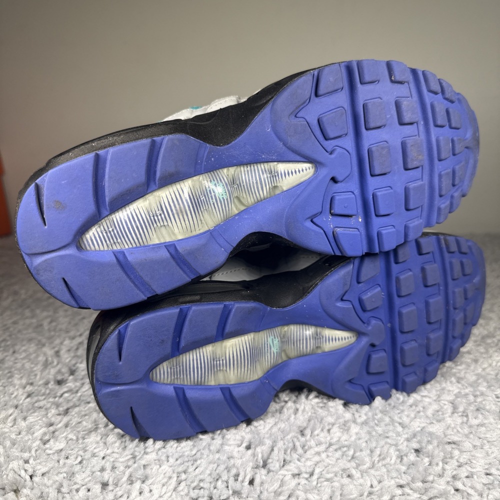 Nike Air Max 95 Wolf Grey Grape AT2865-001 Men's 5 Women's 6.5 Pre-Owned - Picture 8 of 8